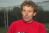 المدرب باري بينيل: أنا وحش!