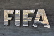 فضائح فيفا: إيقاف مسؤولين افريقيين سابقين بقضايا فساد