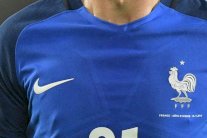 نايكي تمدد عقدها مع الاتحاد الفرنسي لثمان سنوات