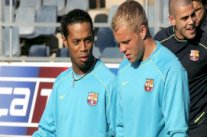 مهاجم برشلونة السابق يعرض خدماته على شابيكوينسي