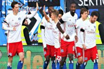 الفوز الأول لهامبورغ وأوغسبورغ يفرمل اينتراخت فرانكفورت