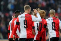 المطاردة مستمرة بين فيينورد وأياكس في الدوري الهولندي