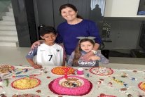 نجل رونالدو يحرج والده بقميص غريزمان في حفل خاص