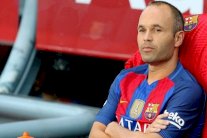 كلاسيكو إسبانيا: اينيستا بديلا ولا مفاجآت في تشكيلة ريال