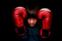 فتاة كشميرية تصنع تاريخا في عالم ملاكمة الركل