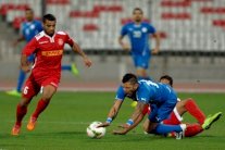 المنامة يجتاز الحد ويتمسك بصدارة الدوري البحريني