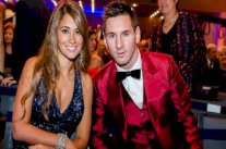 ميسي سيتزوج والدة طفليه في 2017