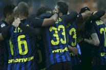 يوفنتوس يحسم دربي تورينو ونابولي يتنزه في ملعب كالياري