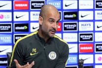 غوارديولا يكشف سبب فشله كلاعب في مانشستر سيتي