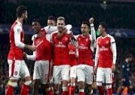 أرسنال مهدد بخسارة معظم نجومه في 2018