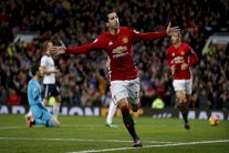 مخيتاريان يدخل تاريخ الدوري الإنكليزي الممتاز