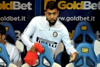 إنتر ميلان يتجه للاستغناء عن غابيغول ويوفيتيتش