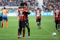 بالوتيلي يعيد نيس إلى سكة الانتصارات ويبعده في الصدارة