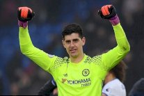 ريال مدريد يخطط لإعادة كورتوا إلى أجواء الليغا