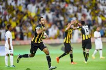 الاتحاد ينتزع الصدارة والأهلي يقفز إلى المركز الثالث