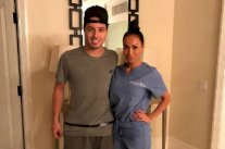 صورة نصري مع طبيبة تجعله مطلوباً لـ 