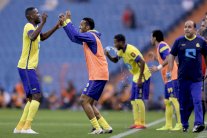 النصر يجرد الهلال من اللقب ويبلغ نهائي كأس ولي العهد
