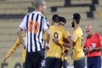 القادسية يستعيد صدارة الدوري الكويتي