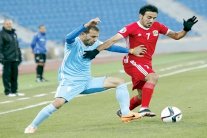 الحسين يوقف انتصارات الجزيرة والوحدات شريكا لهما في الصدارة