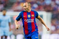 إنييستا يريد البقاء مع برشلونة 