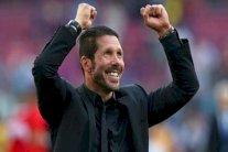 مسؤول في أتلتيكو مدريد يؤكد بقاء سيميوني الموسم المقبل