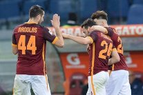 فوزان لنابولي ويوفنتوس وقطبا ميلانو مستمران في عروضهما الباهتة