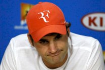 فيدرر يخضع لعملية لإزالة الغضروف ويبتعد لمدة شهر