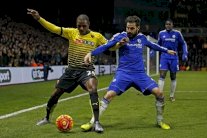 تشلسي يخسر نقطتين وإيفرتون يعمق جراح نيوكاسل