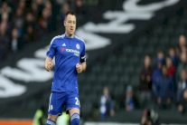 تشلسي يعطي تيري الأمل بمواصلة مشواره مع الفريق