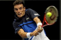 باوتيستا وترويسكي إلى نصف نهائي دورة صوفيا