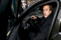 بلاتيني يحضر شخصياً أمام لجنة الاستئناف ضد قرار إيقافه