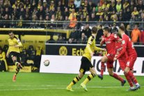 قمة بين ليفركوزن ودورتموند ورحلة سهلة لبايرن ميونيخ