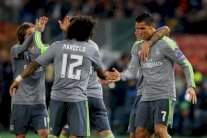 فيرديناند يهاجم ريال مدريد ويتوقع فوز غريمه بلقب 