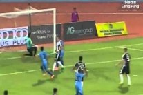 هدف خرافي في الدوري الماليزي مرشح لجائزة 