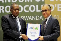 أفريقيا ستصوت ككتلة قوية مع الشيخ سلمان بن إبراهيم