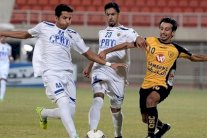 قمة شبه حاسمة بين السالمية والقادسية في الدوري الكويتي