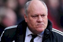 مارتن يول يقود الأهلى المصري ويلحق بماكليش في القاهرة