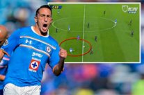 هدف رائع بتسديدة من 50 متر في الدوري المكسيكي