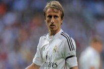 ريال مدريد وضع شرطاً جزائياً ضخماً خوفاً من قرار مودريتش!