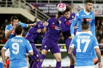 نابولي لإيقاف نزيف النقاط وقمة بين روما وفيورنتينا