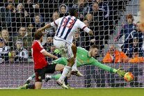 ليفربول يواصل صحوته ووست بروميتش يخمد انتفاضة يونايتد