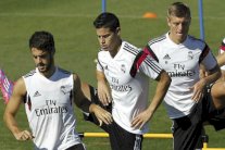 زيدان يقرر معاقبة نجومه وإجلاسهم على مقاعد البدلاء