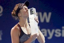 تصنيف المحترفات: سفيتولينا تقترب من العشر الأوليات