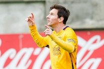 رقم قياسي جديد لميسي يمنحه التفوق على بوشكاش ودي ستيفانو