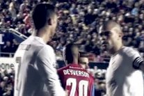 مشادة كلامية بين بيبي ورونالدو والأخير يثير جنون زيدان