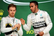 هاميلتون-روزبرغ-فيتل والمعركة الثلاثية المنتظرة