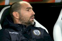 باوك اليوناني يقيل مدربه تودور لسوء النتائج