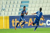 القوة الجوية يتخطى العروبة وينفرد بصدارة 