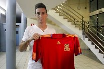 أدوريتس في تشكيلة إسبانيا واستبعاد دييغو كوستا