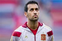 بوسكيتس يغادر معسكر إسبانيا للإصابة ولن يغيب عن الكلاسيكو